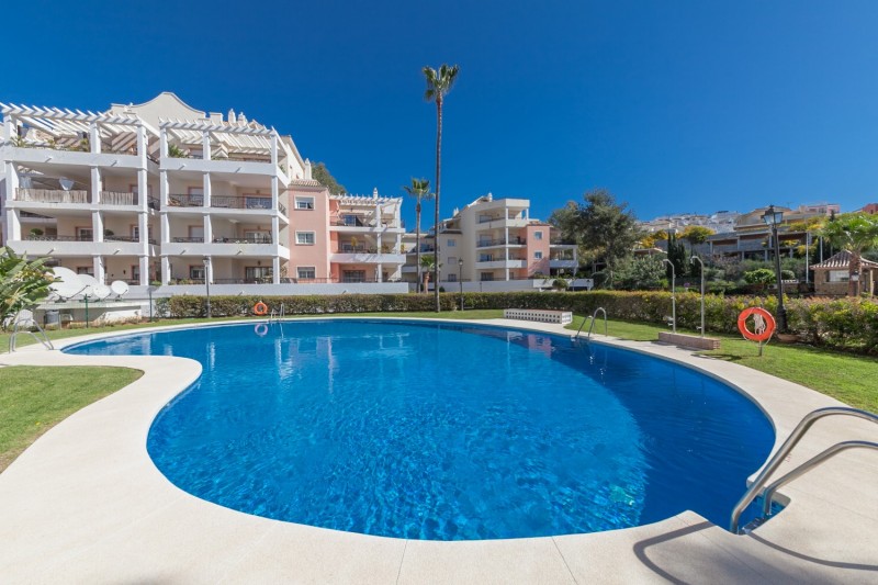 Apartamento de 3 dormitorios en venta en Nueva Andalucia, Marbella